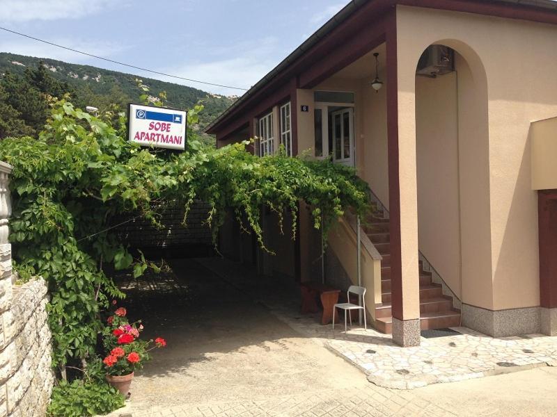 Summer Rooms Baska Dış mekan fotoğraf